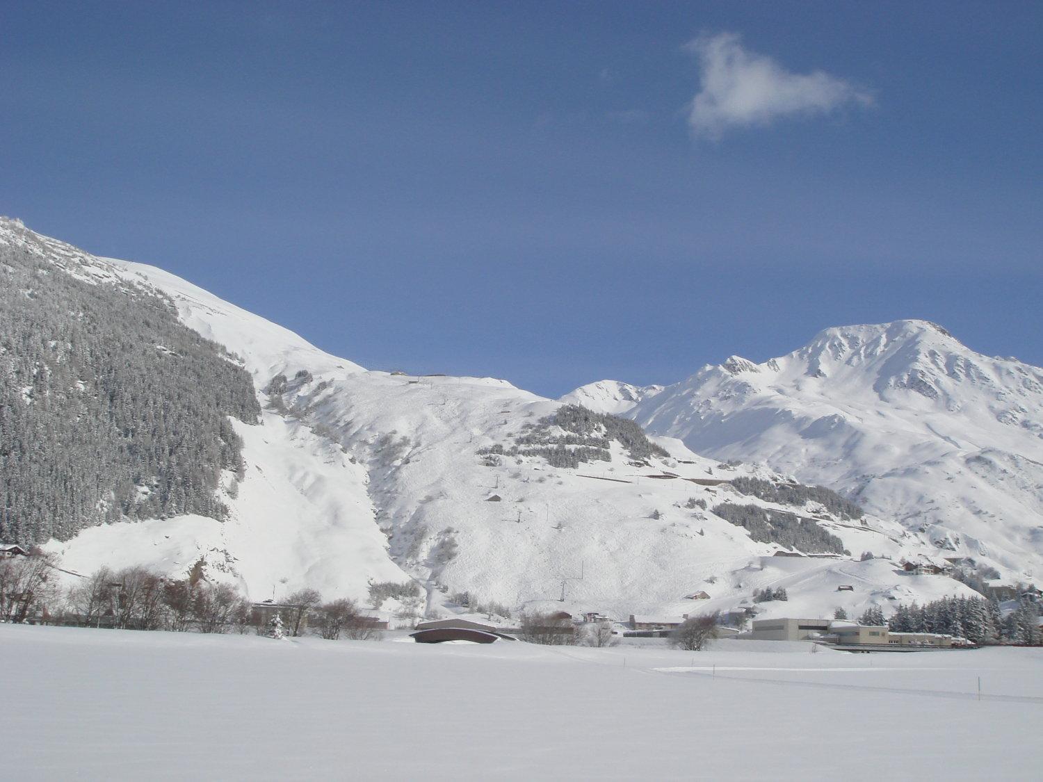 Gasthaus Skiklub Andermatt Exterior photo