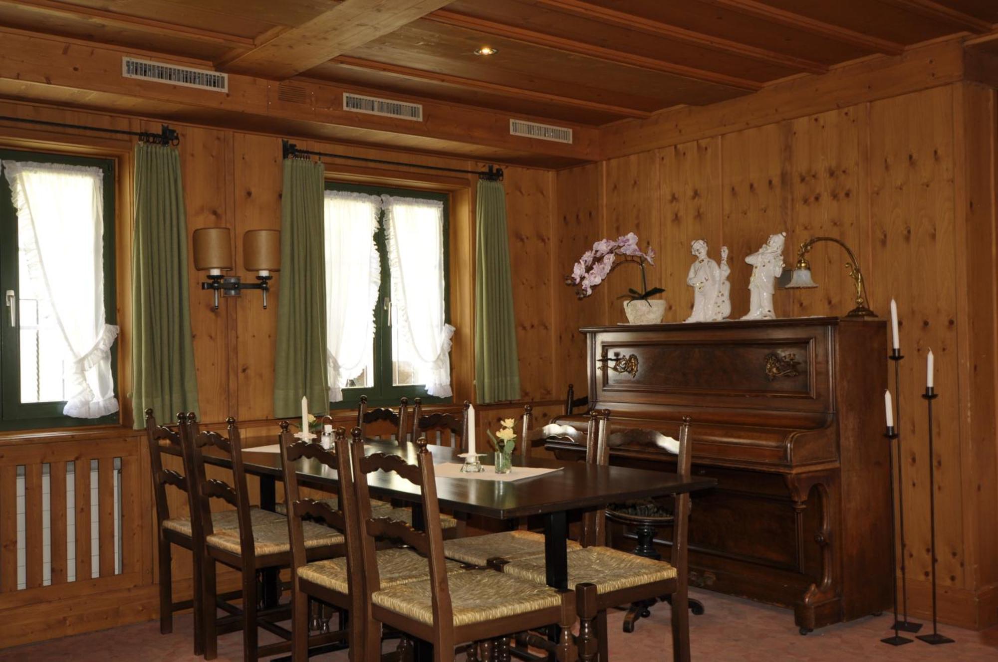 Gasthaus Skiklub Andermatt Exterior photo
