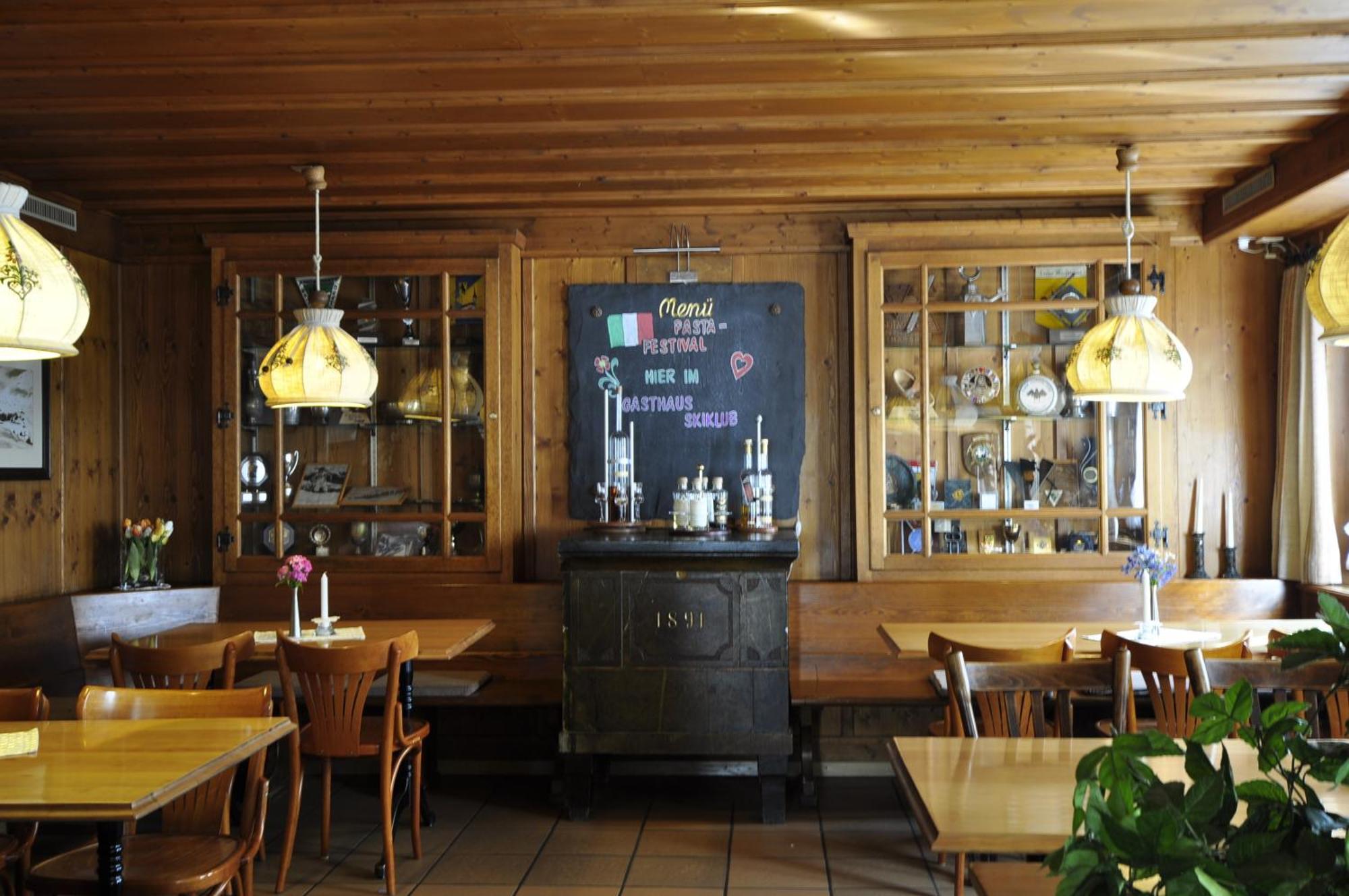 Gasthaus Skiklub Andermatt Exterior photo